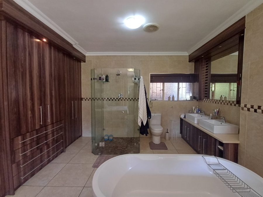 4 Bedroom Property for Sale in Vanderbijlpark SE Gauteng