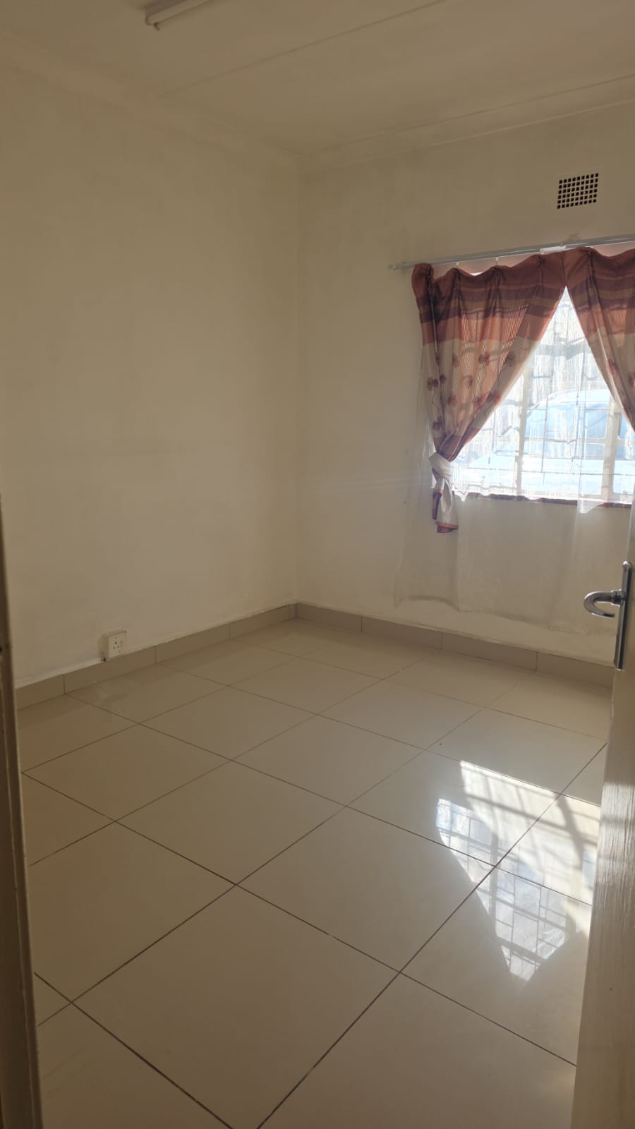 2 Bedroom Property for Sale in Erasmia Gauteng