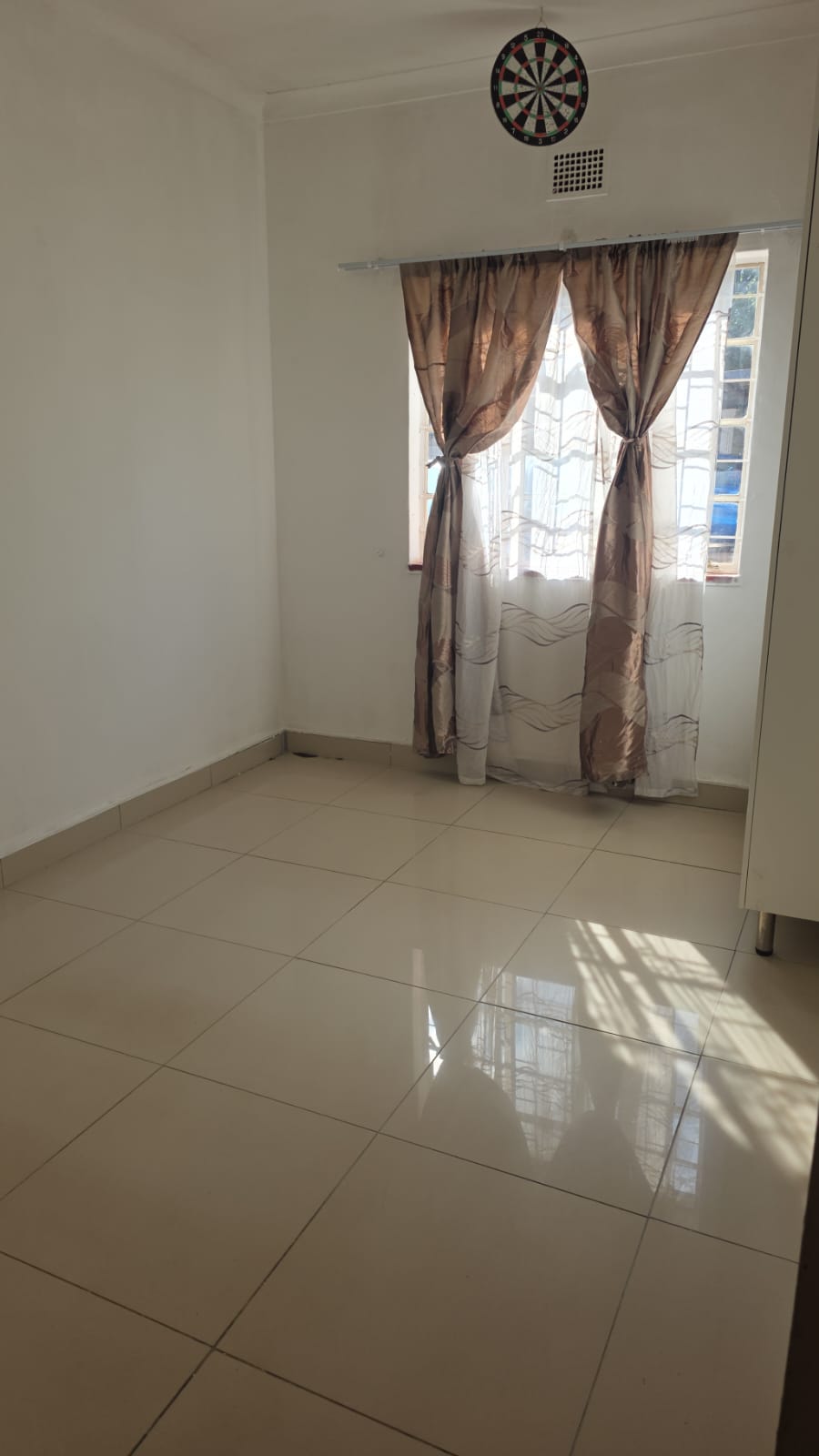 2 Bedroom Property for Sale in Erasmia Gauteng