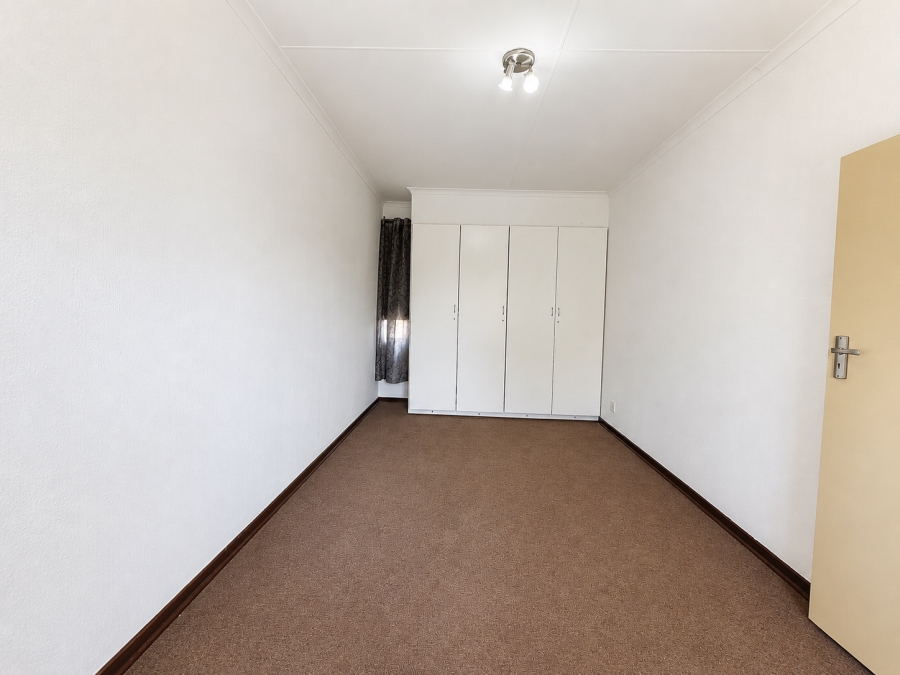 2 Bedroom Property for Sale in Windsor East Gauteng