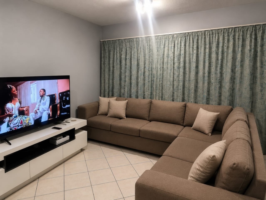 2 Bedroom Property for Sale in The Orchards Gauteng