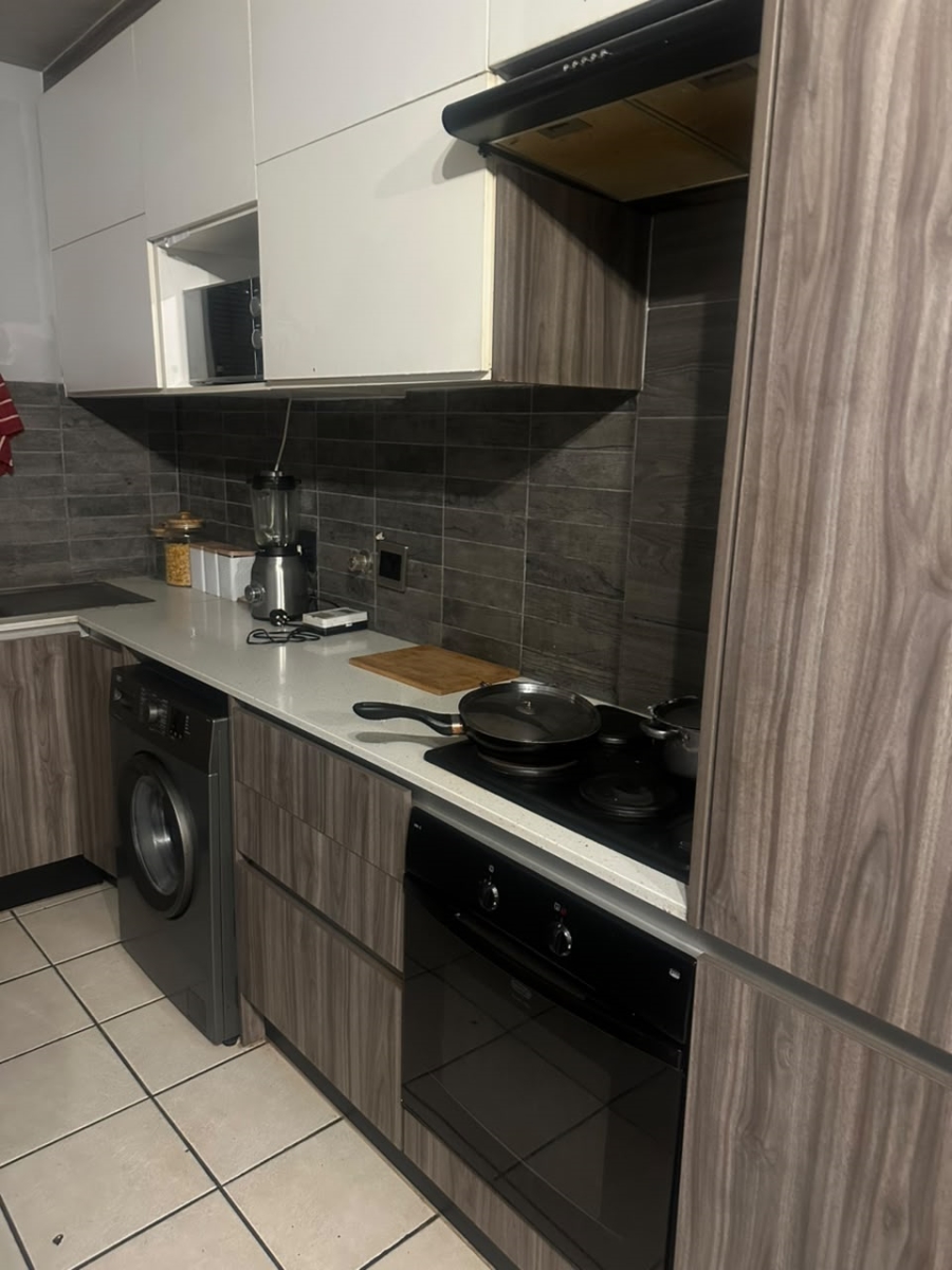 2 Bedroom Property for Sale in The Orchards Gauteng