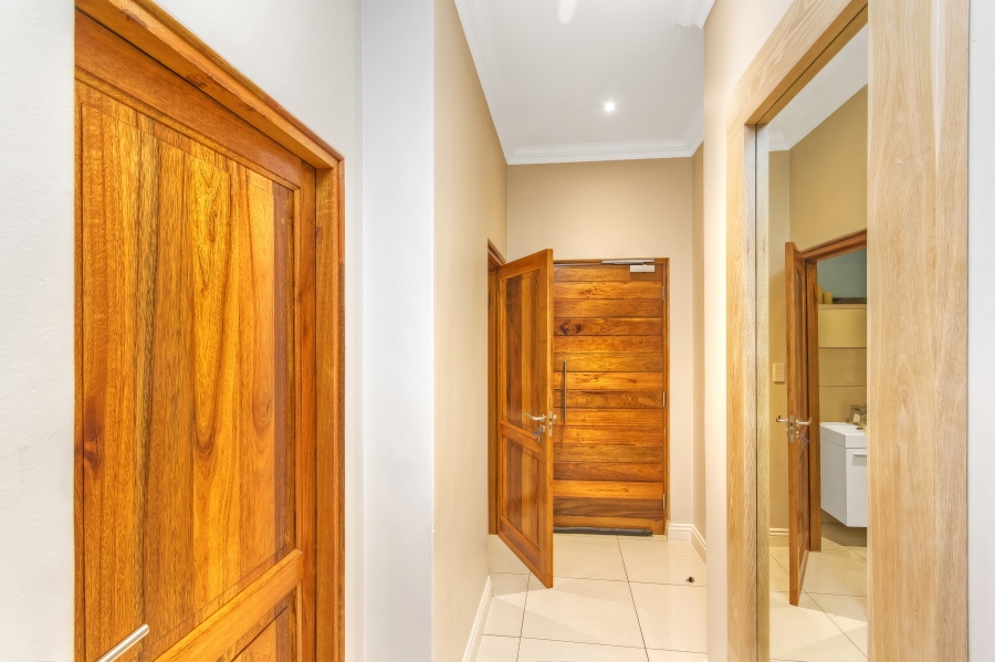2 Bedroom Property for Sale in Morningside Gauteng