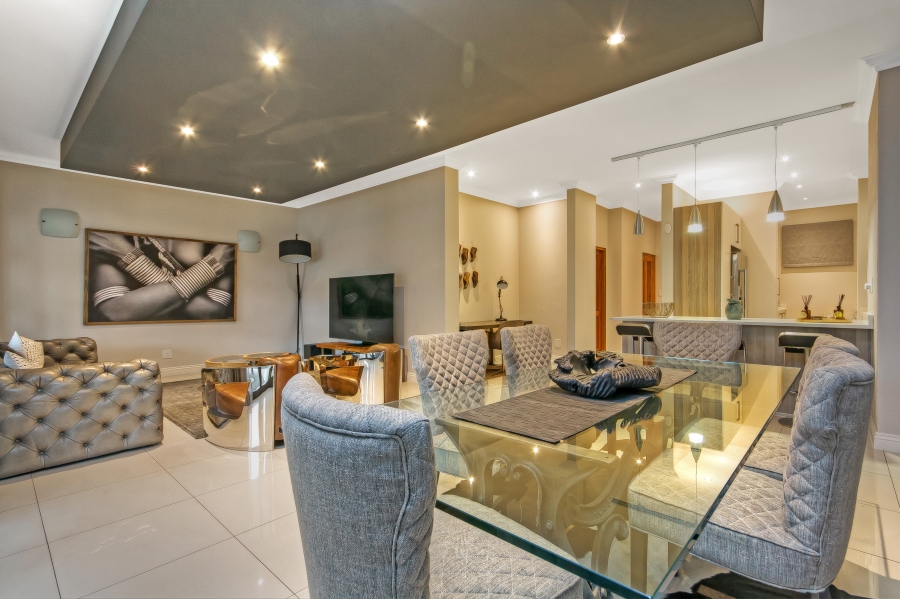 2 Bedroom Property for Sale in Morningside Gauteng