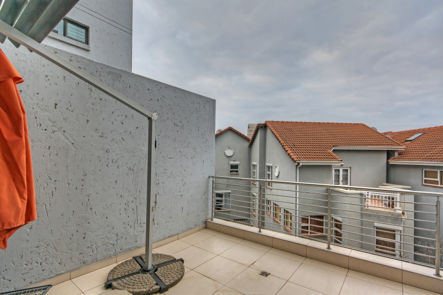 2 Bedroom Property for Sale in Morningside Gauteng