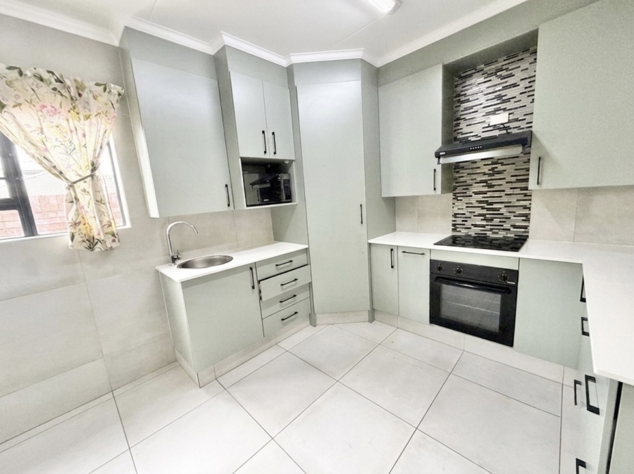 4 Bedroom Property for Sale in Pomona Gauteng