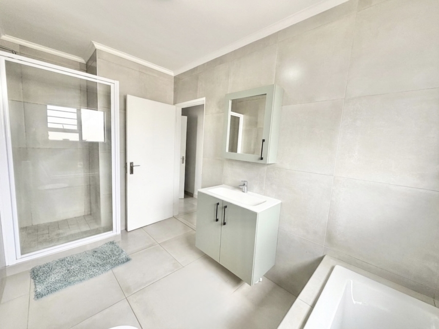 4 Bedroom Property for Sale in Pomona Gauteng