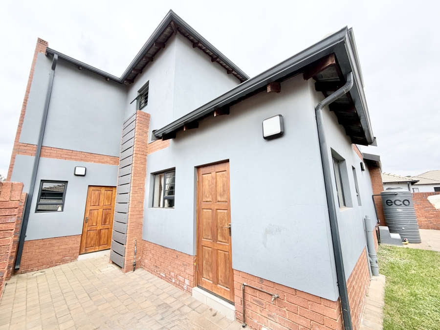 4 Bedroom Property for Sale in Pomona Gauteng