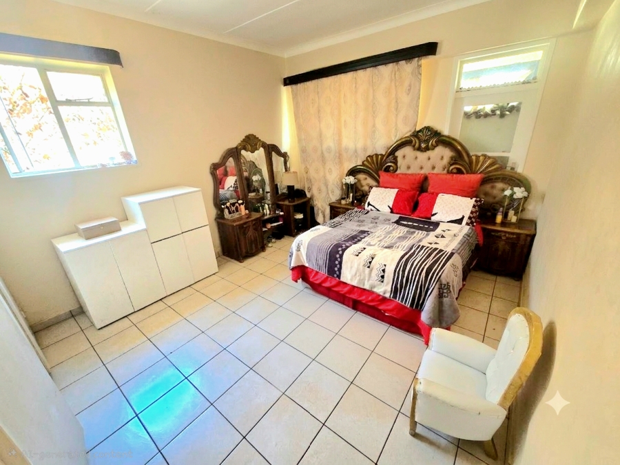 2 Bedroom Property for Sale in Muckleneuk Gauteng
