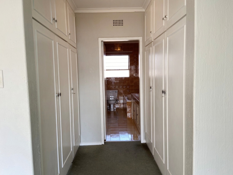 To Let 4 Bedroom Property for Rent in Victory Park Gauteng