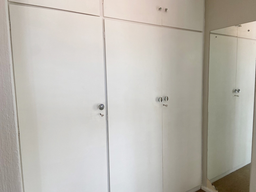 To Let 4 Bedroom Property for Rent in Victory Park Gauteng