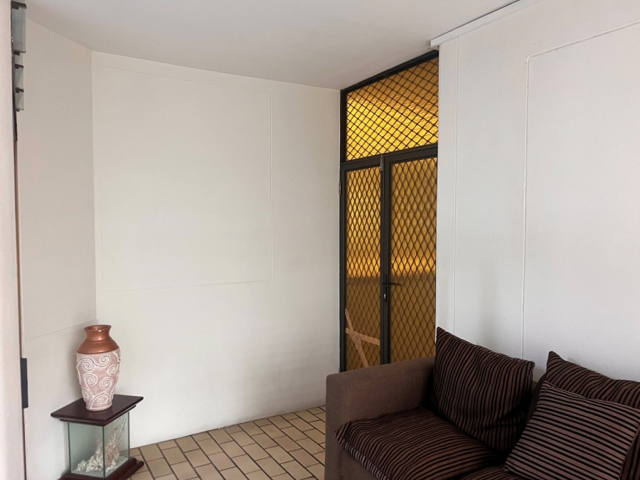 2 Bedroom Property for Sale in Melrose Gauteng