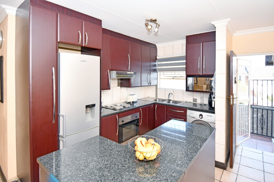 3 Bedroom Property for Sale in Vorna Valley Gauteng