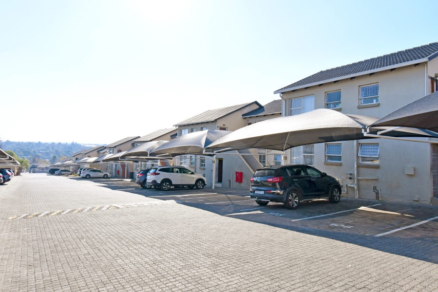 3 Bedroom Property for Sale in Vorna Valley Gauteng