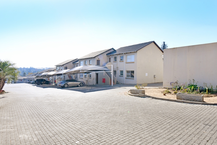 3 Bedroom Property for Sale in Vorna Valley Gauteng