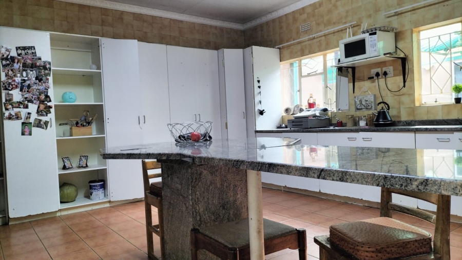 6 Bedroom Property for Sale in Wheatlands A H Gauteng