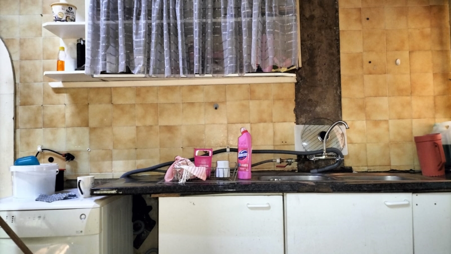 6 Bedroom Property for Sale in Wheatlands A H Gauteng