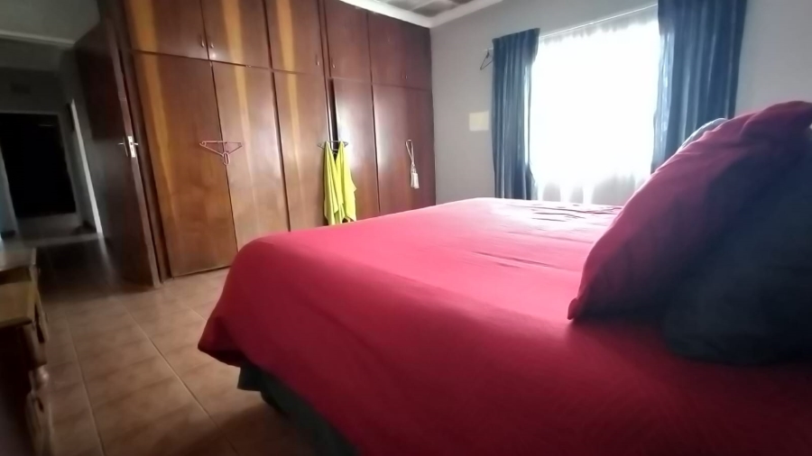 6 Bedroom Property for Sale in Wheatlands A H Gauteng