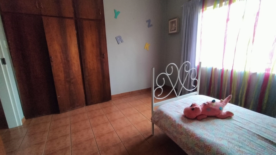 6 Bedroom Property for Sale in Wheatlands A H Gauteng