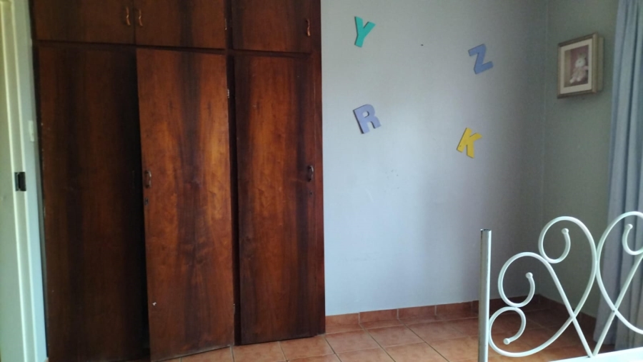 6 Bedroom Property for Sale in Wheatlands A H Gauteng