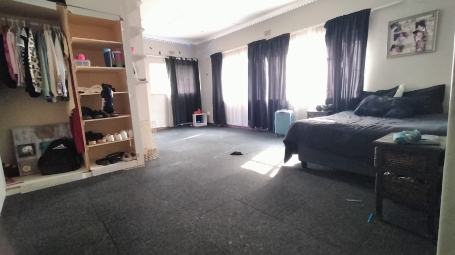 6 Bedroom Property for Sale in Wheatlands A H Gauteng