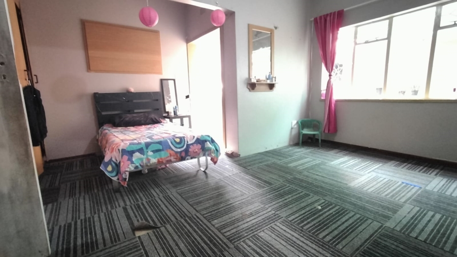 6 Bedroom Property for Sale in Wheatlands A H Gauteng