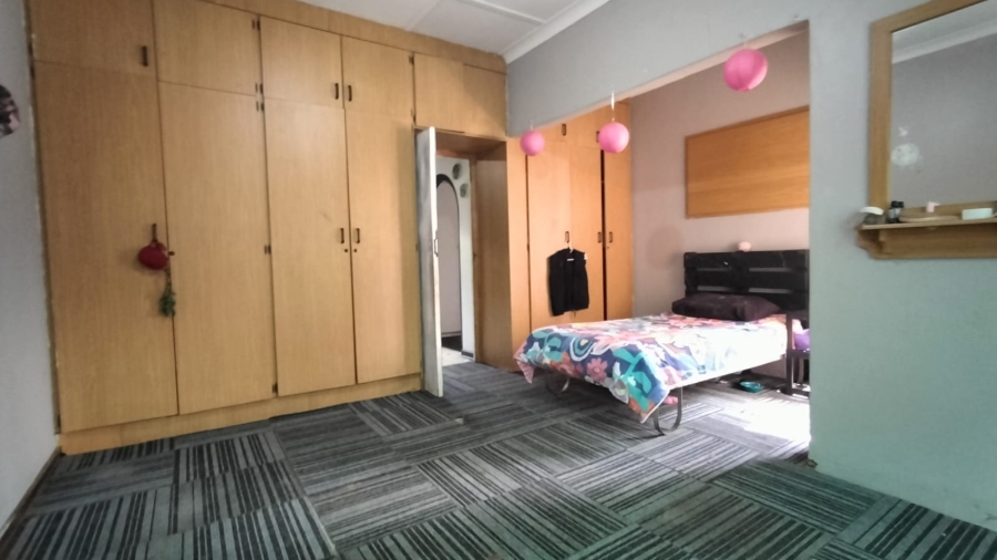 6 Bedroom Property for Sale in Wheatlands A H Gauteng
