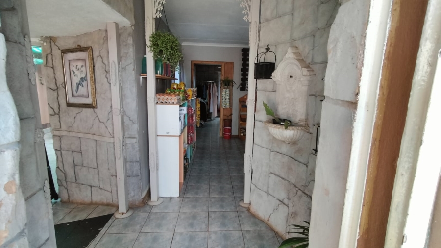 6 Bedroom Property for Sale in Wheatlands A H Gauteng