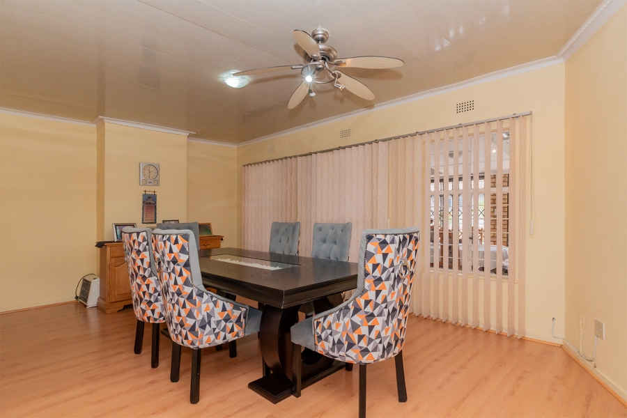 6 Bedroom Property for Sale in Selcourt Gauteng