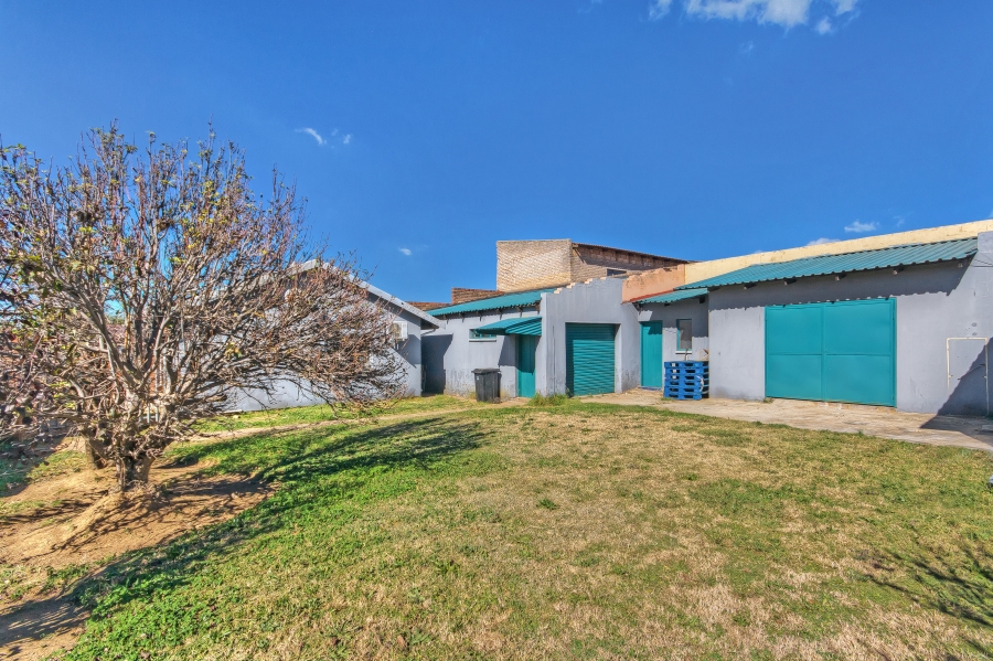 3 Bedroom Property for Sale in Lenasia South Gauteng