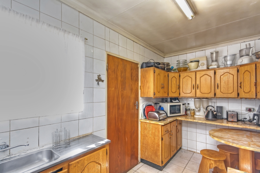 3 Bedroom Property for Sale in Lenasia South Gauteng