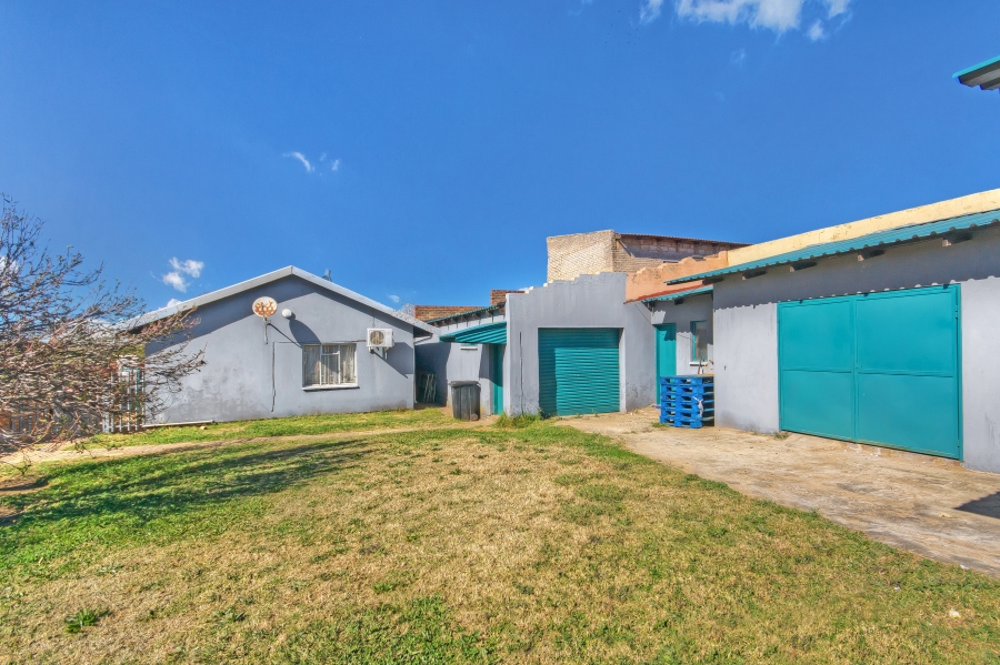 3 Bedroom Property for Sale in Lenasia South Gauteng
