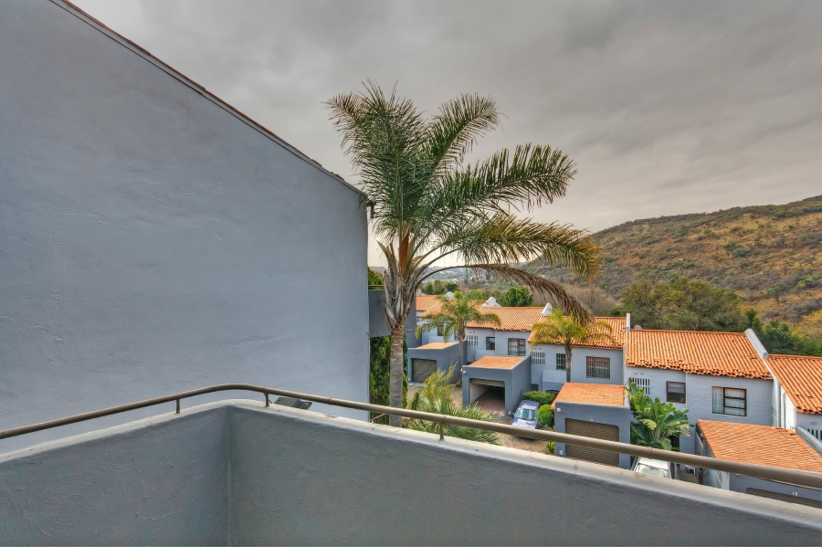 3 Bedroom Property for Sale in Mondeor Gauteng