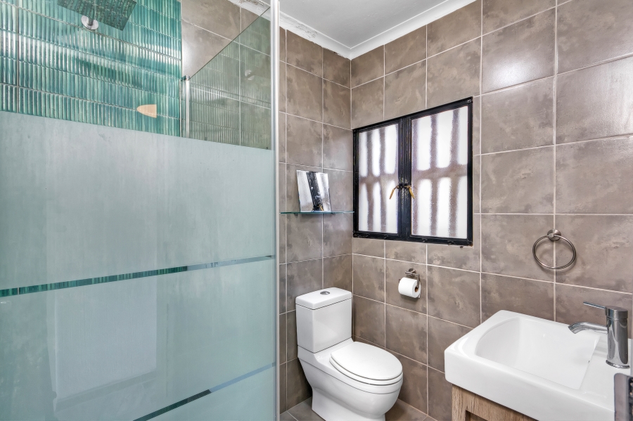 3 Bedroom Property for Sale in Mondeor Gauteng