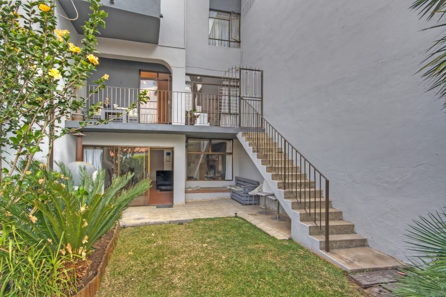 3 Bedroom Property for Sale in Mondeor Gauteng