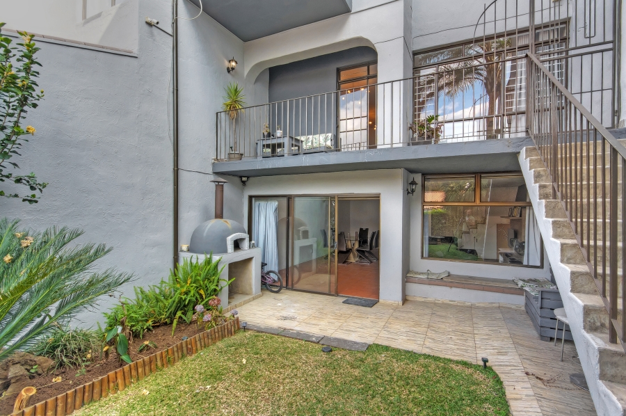 3 Bedroom Property for Sale in Mondeor Gauteng