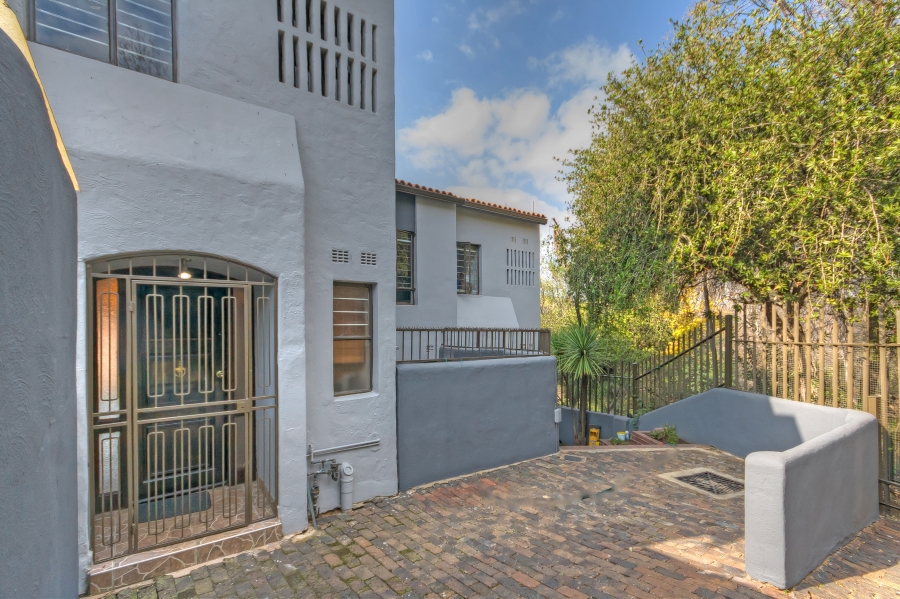 3 Bedroom Property for Sale in Mondeor Gauteng
