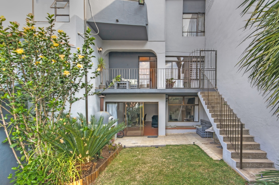 3 Bedroom Property for Sale in Mondeor Gauteng
