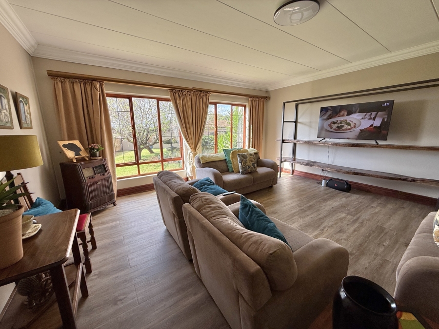 6 Bedroom Property for Sale in Olympus AH Gauteng