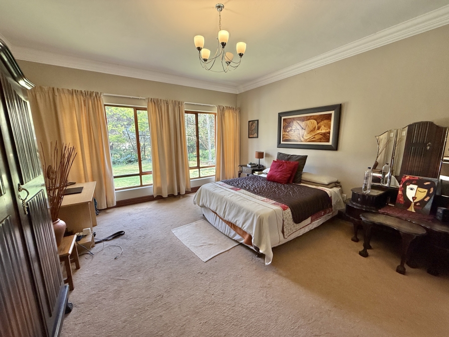 6 Bedroom Property for Sale in Olympus AH Gauteng