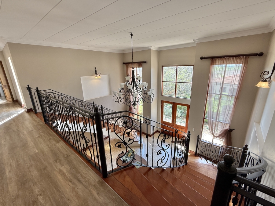 6 Bedroom Property for Sale in Olympus AH Gauteng