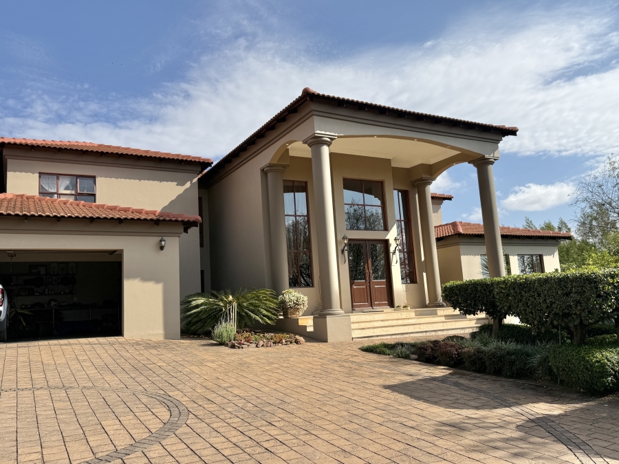 6 Bedroom Property for Sale in Olympus AH Gauteng