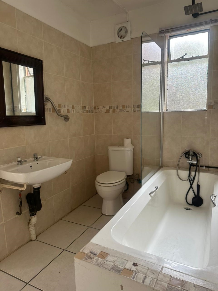 To Let 2 Bedroom Property for Rent in Sundowner Gauteng