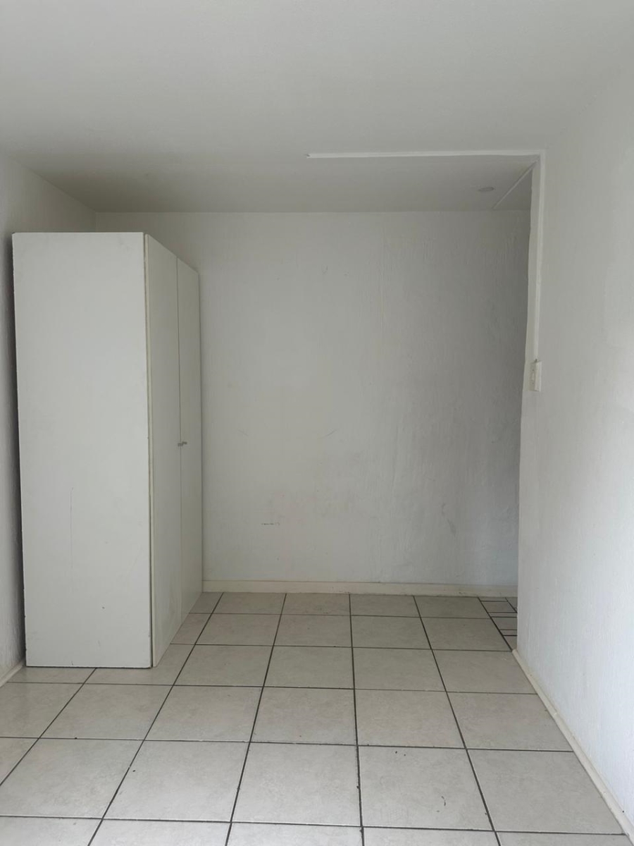To Let 2 Bedroom Property for Rent in Sundowner Gauteng