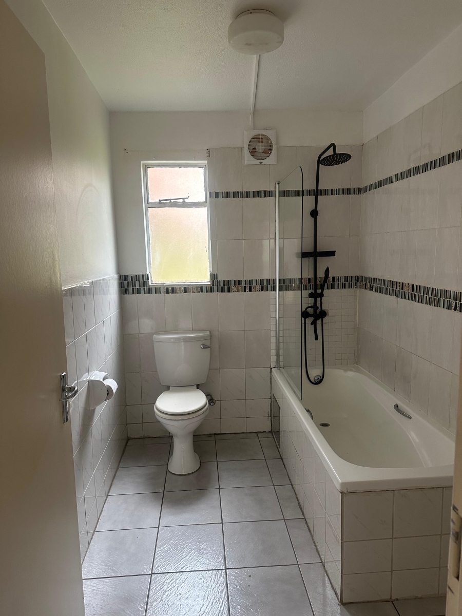 To Let 2 Bedroom Property for Rent in Sundowner Gauteng