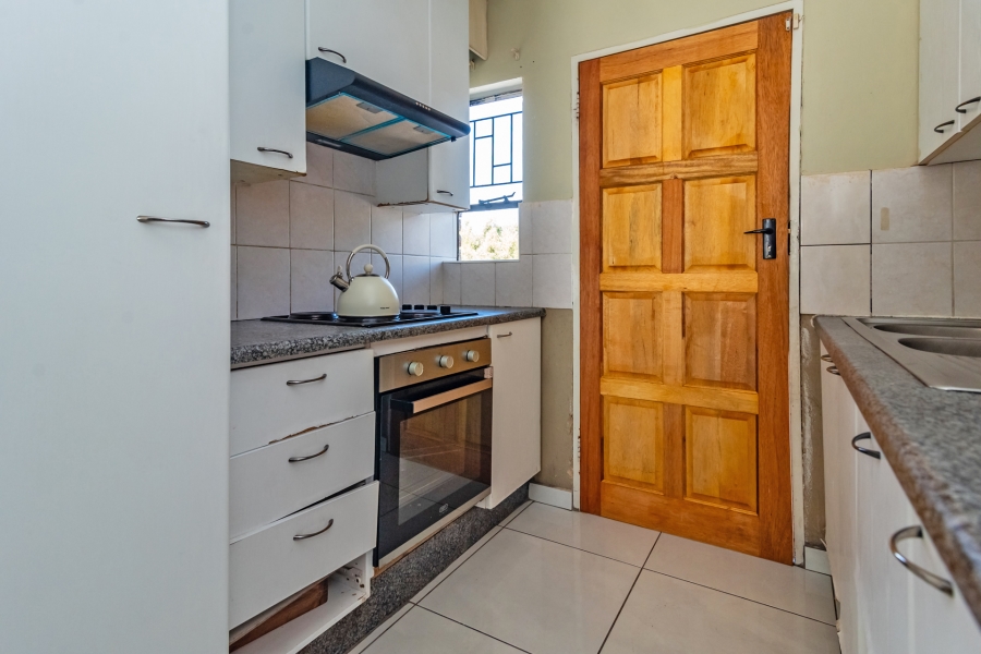 2 Bedroom Property for Sale in Willowbrook Gauteng