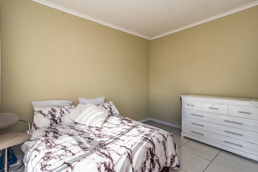 2 Bedroom Property for Sale in Willowbrook Gauteng