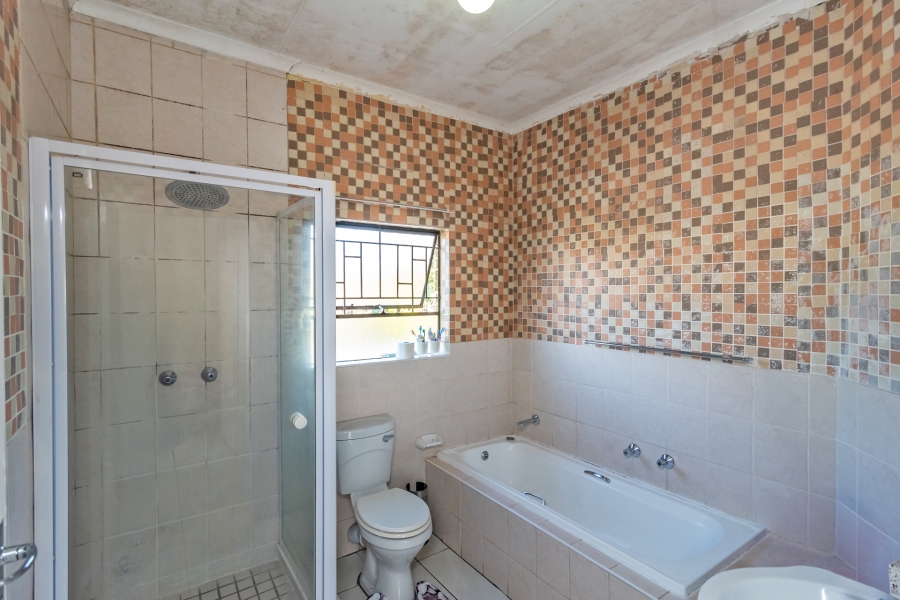 2 Bedroom Property for Sale in Willowbrook Gauteng