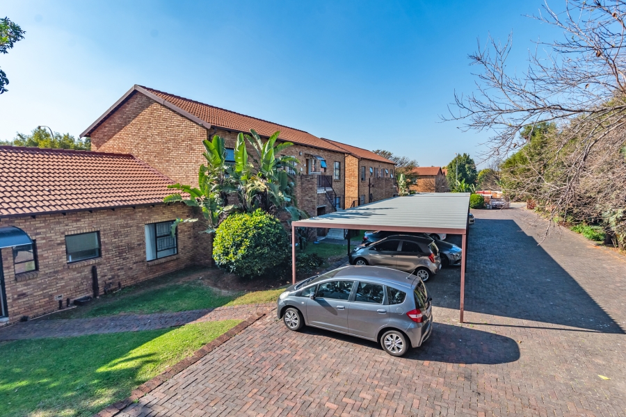 2 Bedroom Property for Sale in Willowbrook Gauteng