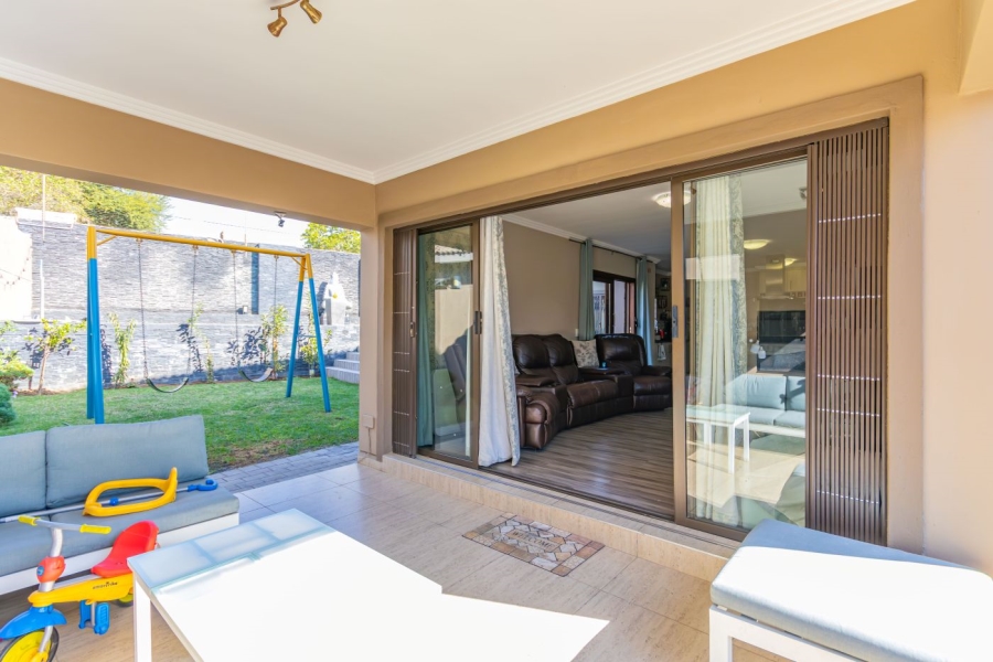 5 Bedroom Property for Sale in Sunninghill Gauteng